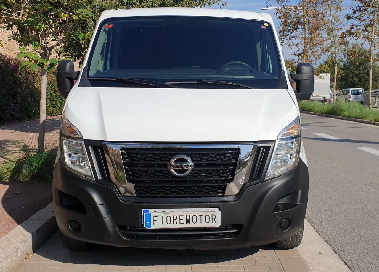 Foto Nissan NV400 4