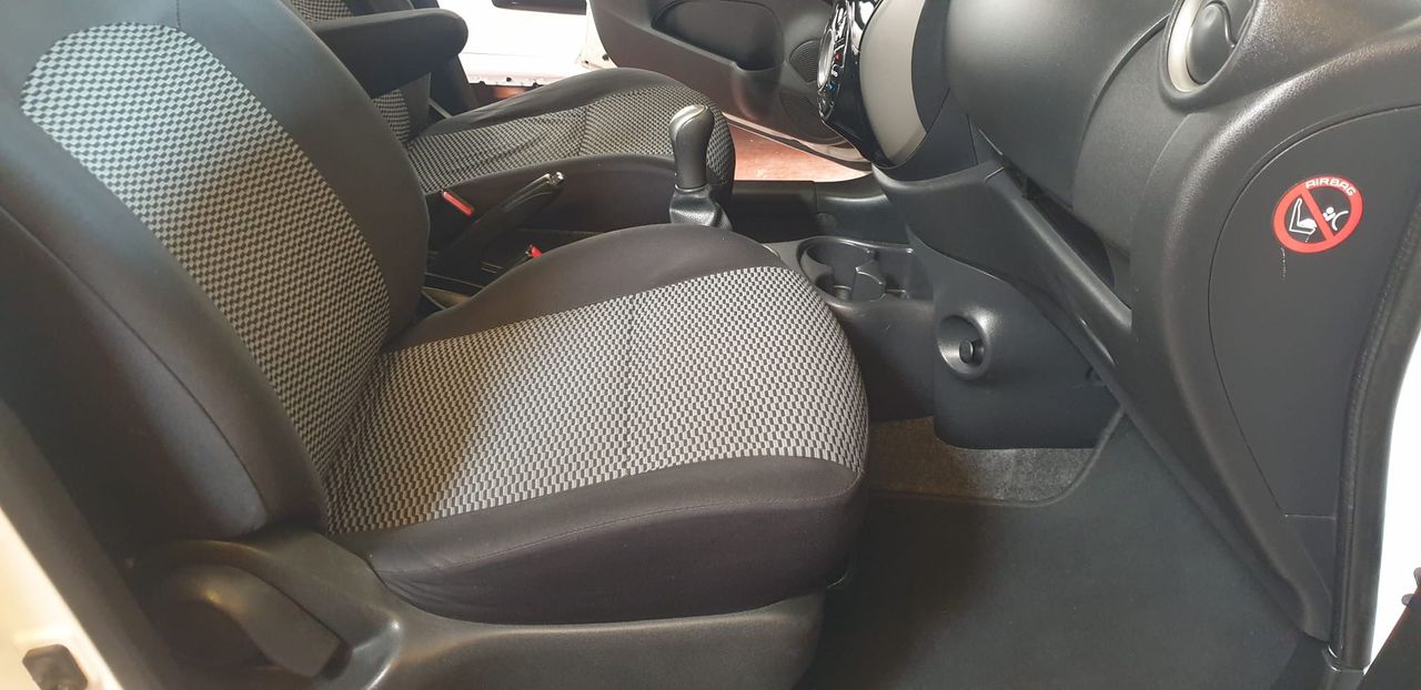 Foto Nissan Micra 11