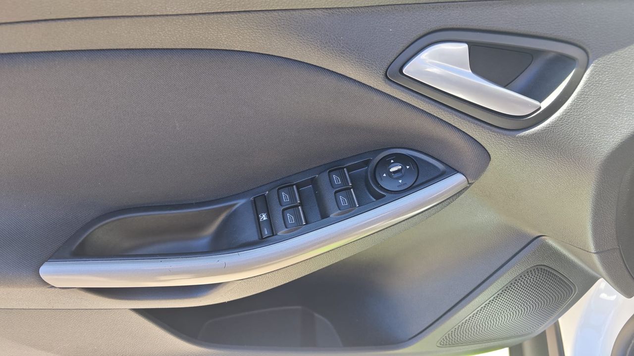 Foto Ford Focus 21