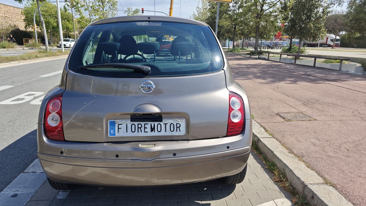 Foto Nissan Micra 11