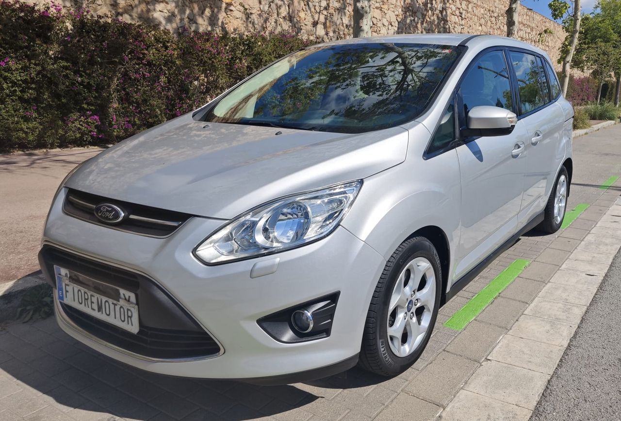 Foto Ford Grand C-MAX 1
