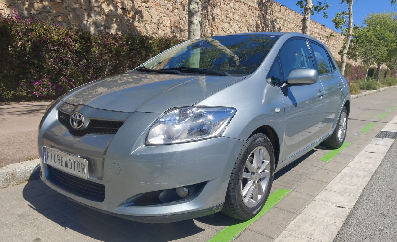 Foto Toyota Auris 2