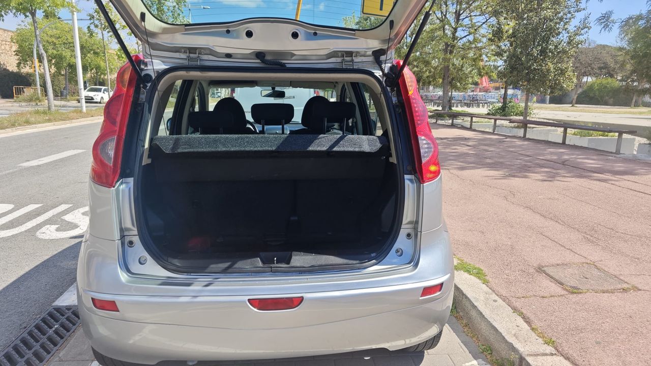 Foto Nissan Note 8