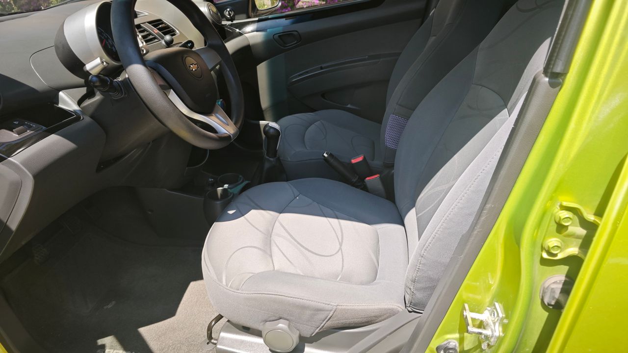 Foto Chevrolet Spark 4
