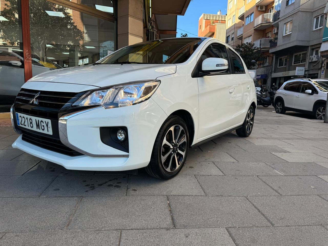 Foto Mitsubishi Space Star 1