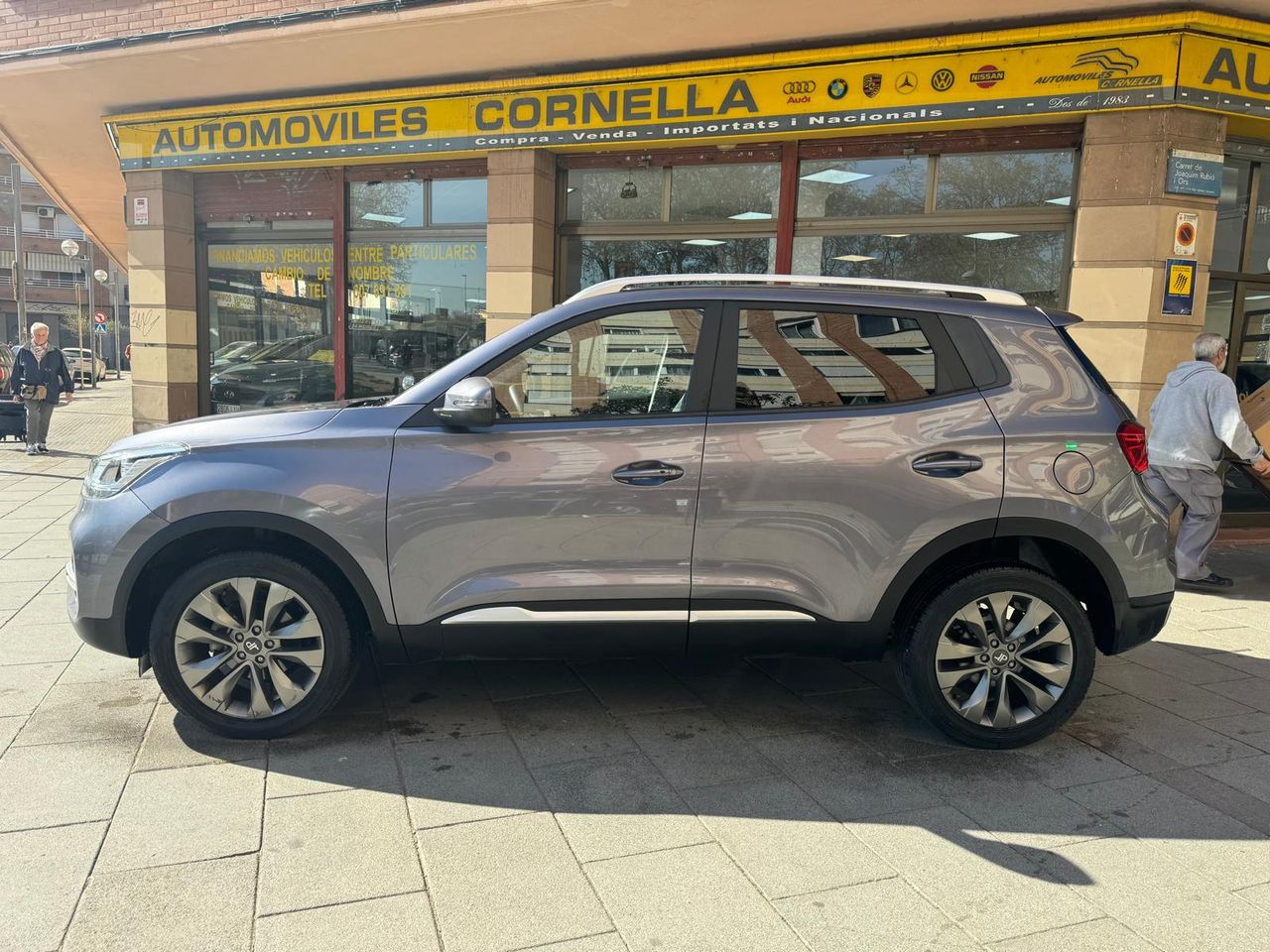 Foto DR Automobiles DR4 4