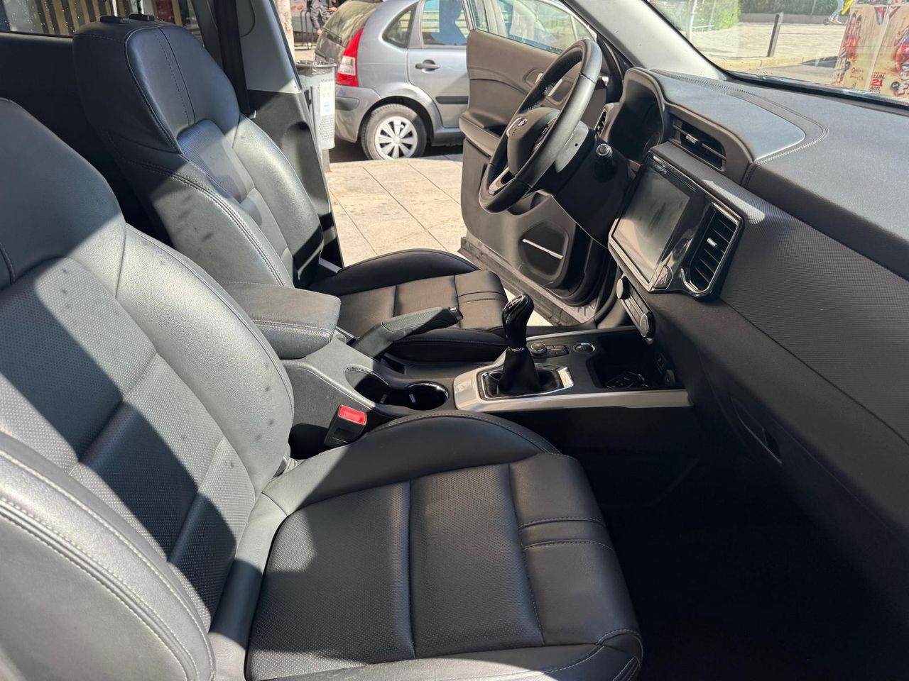 Foto DR Automobiles DR4 8