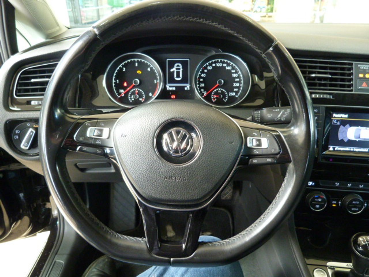 Foto Volkswagen Golf 34