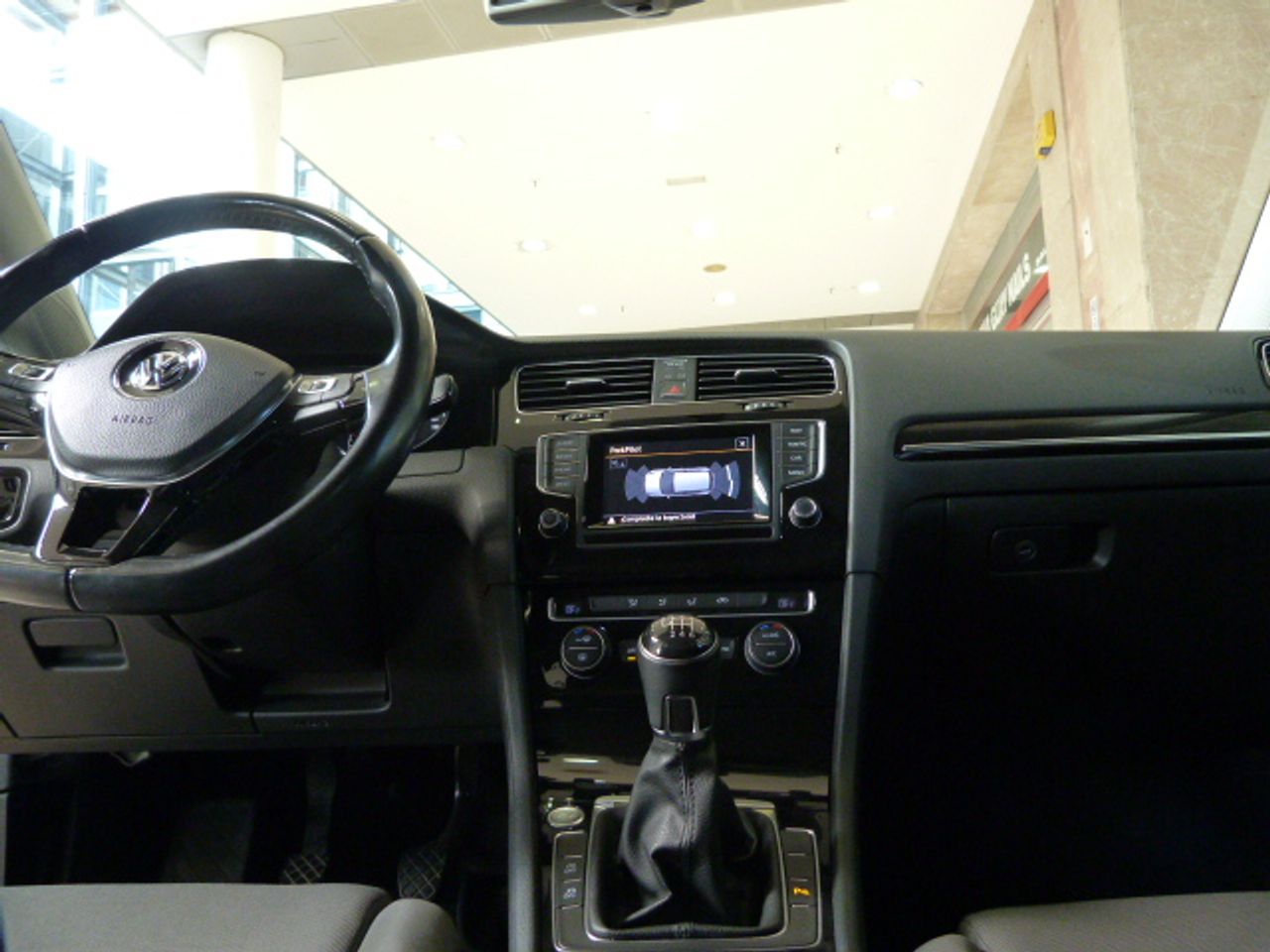Foto Volkswagen Golf 43