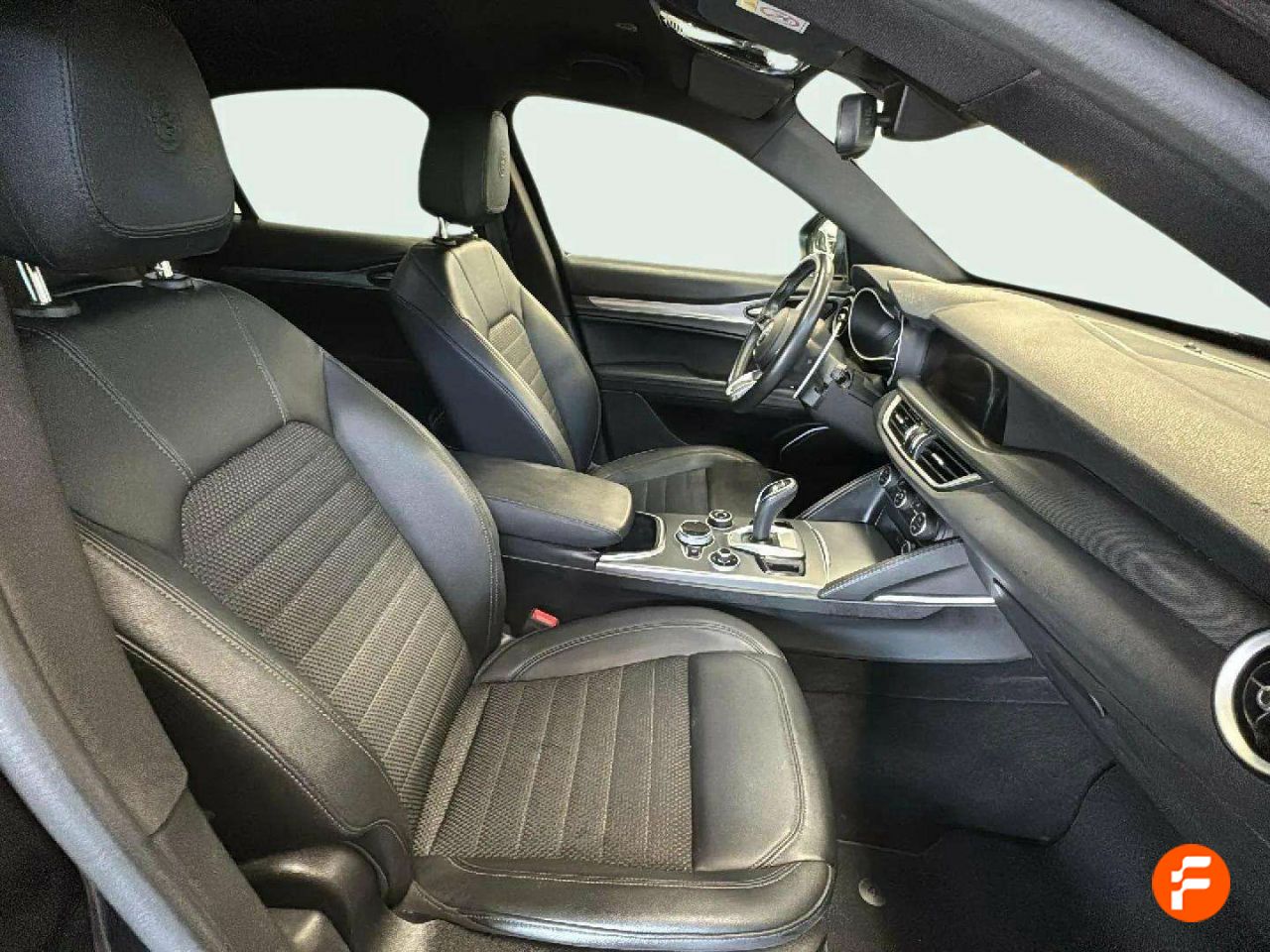 Foto Alfa Romeo Stelvio 11