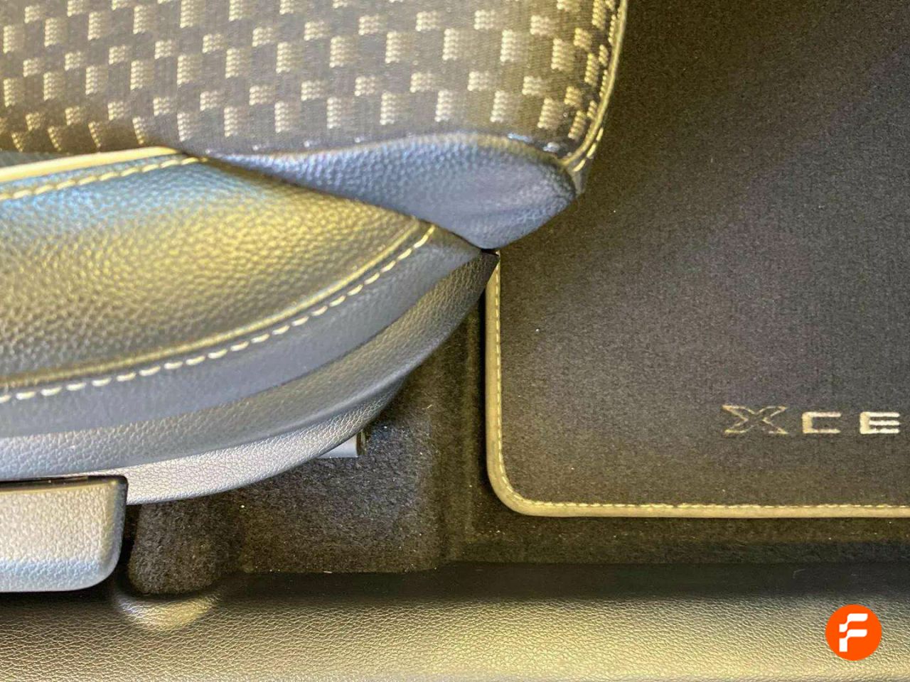 Foto Kia XCeed 23