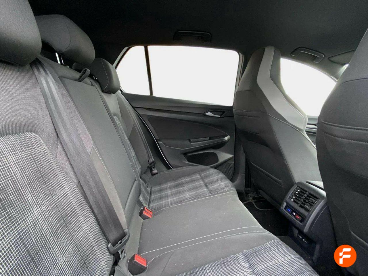 Foto Volkswagen Golf 15