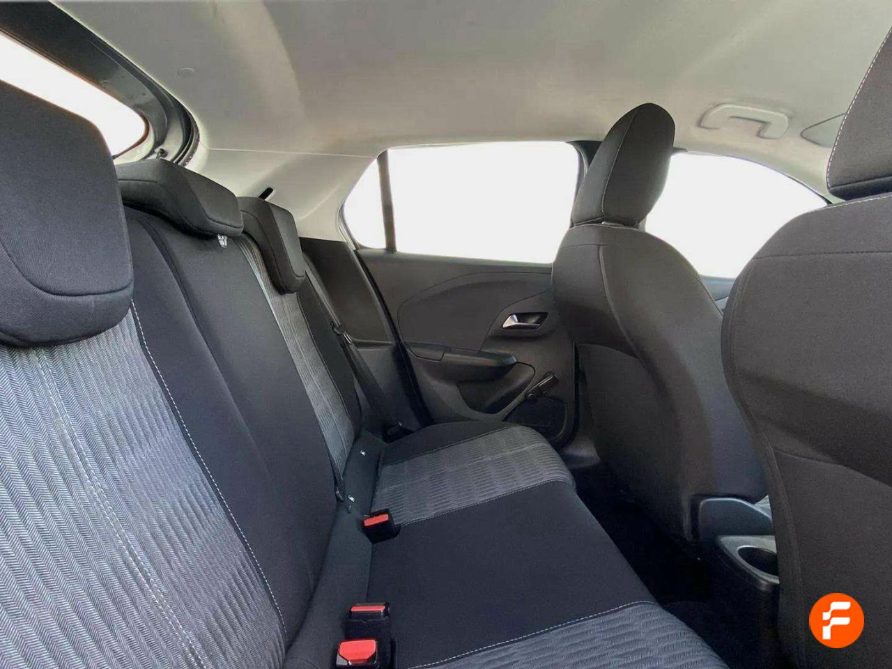Foto Opel Corsa 15