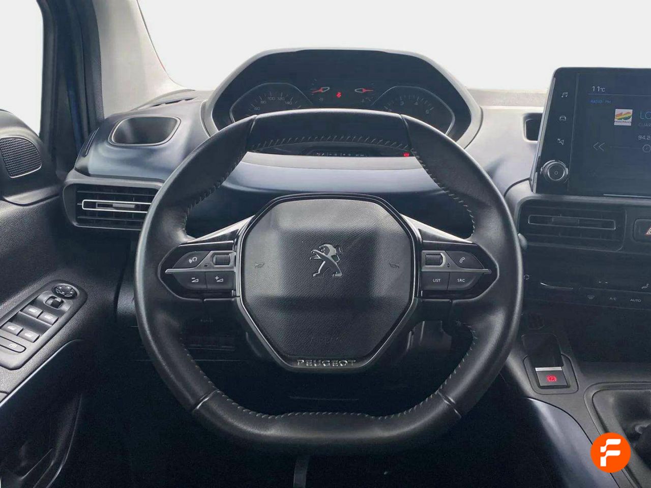 Foto Peugeot Rifter 11