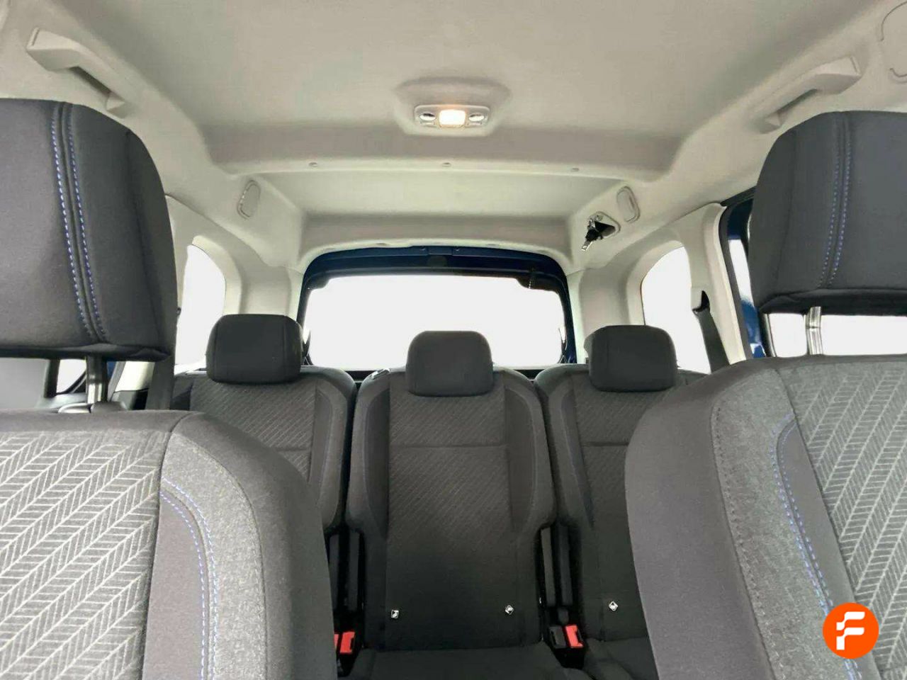 Foto Peugeot Rifter 15