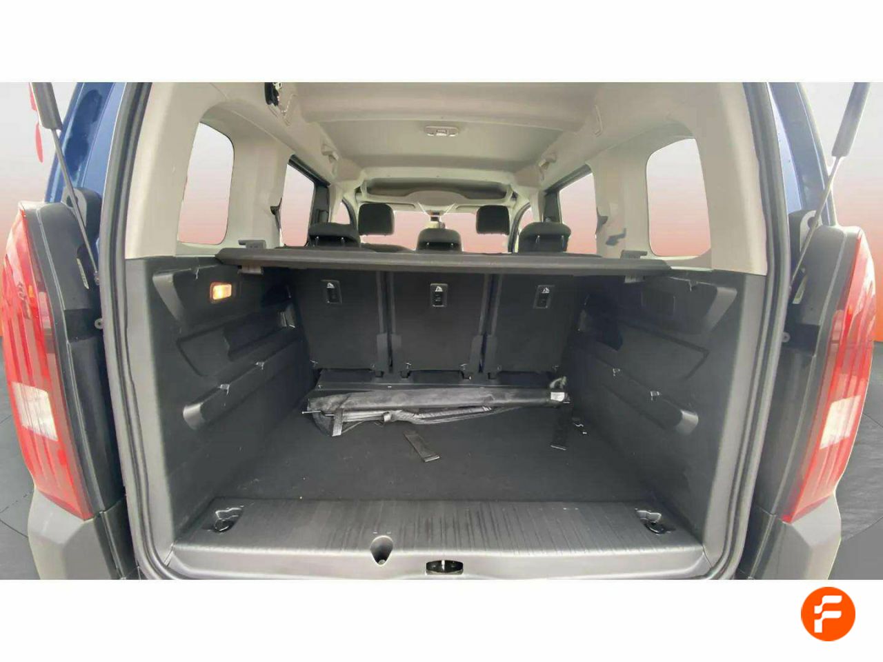 Foto Peugeot Rifter 16