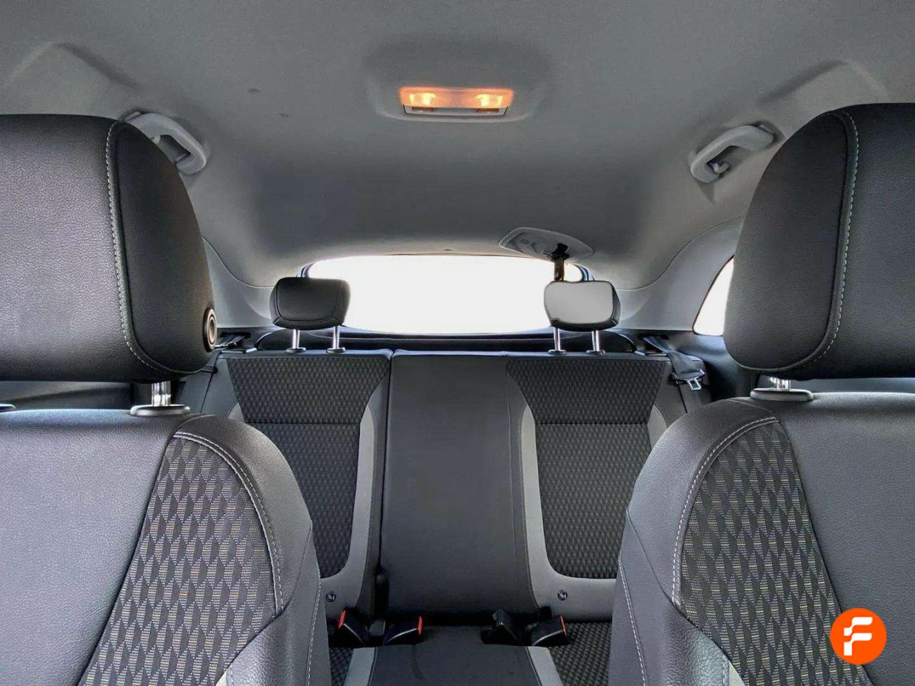 Foto Opel Crossland X 16