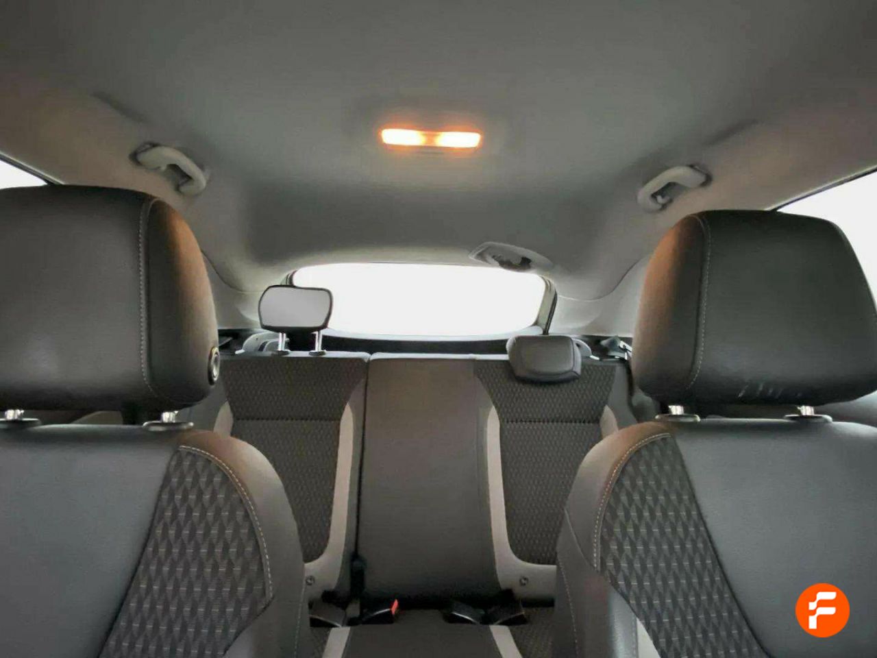 Foto Opel Crossland X 16