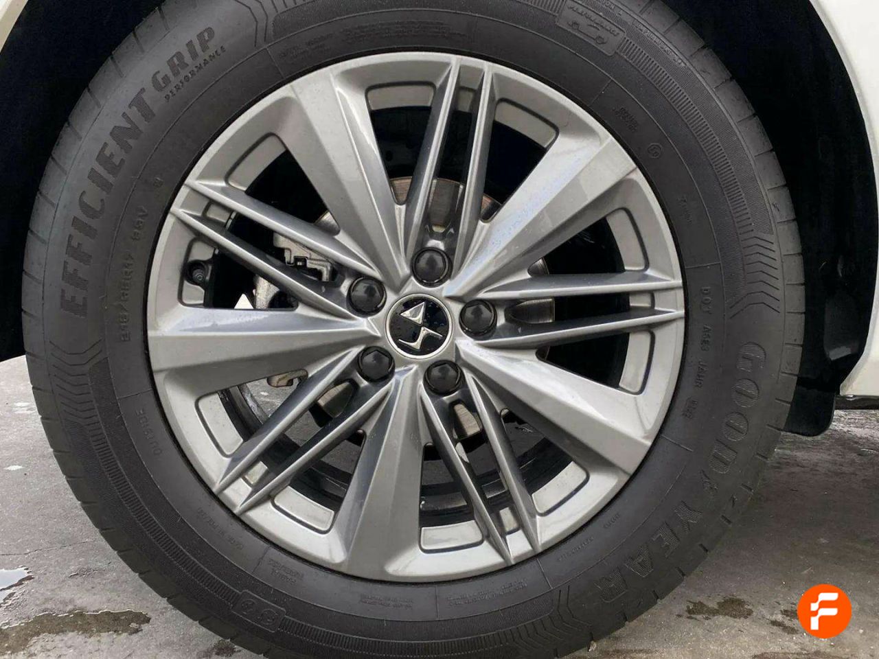 Foto DS Automobiles DS 4 20