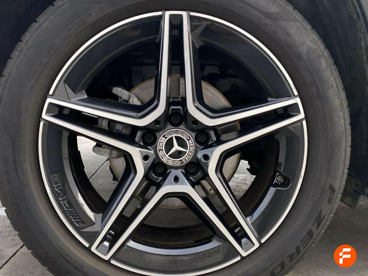 Foto Mercedes-Benz Clase GLB 20