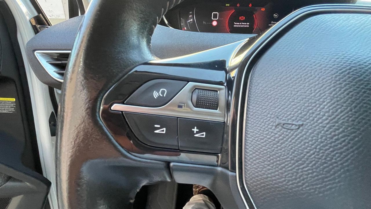Foto Peugeot 3008 11
