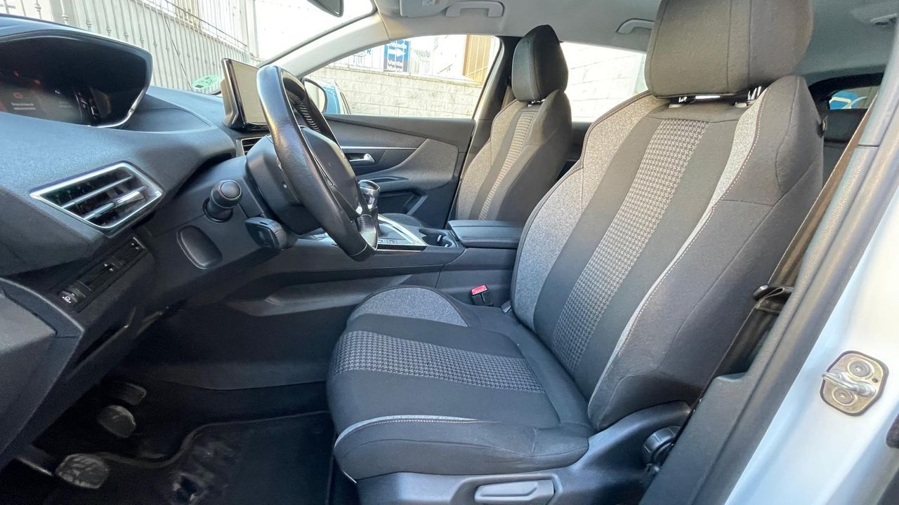 Foto Peugeot 3008 14
