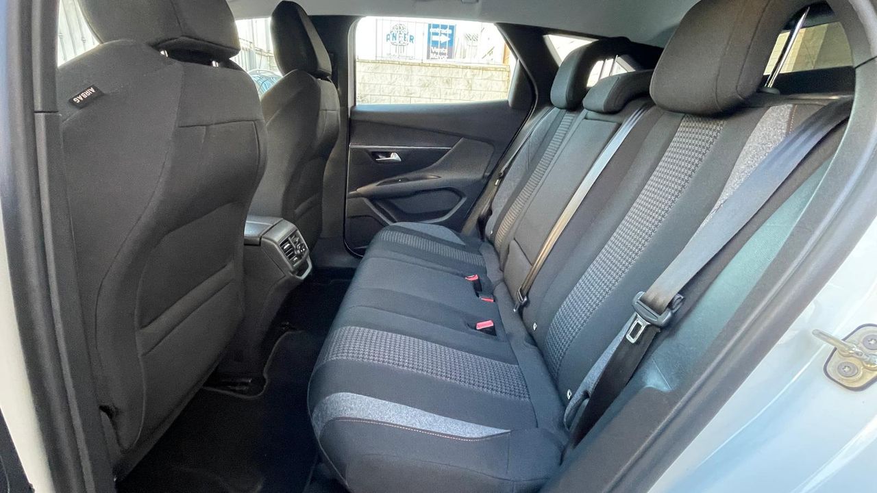 Foto Peugeot 3008 15