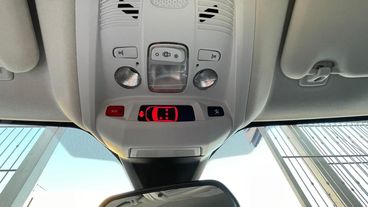 Foto Peugeot 3008 16