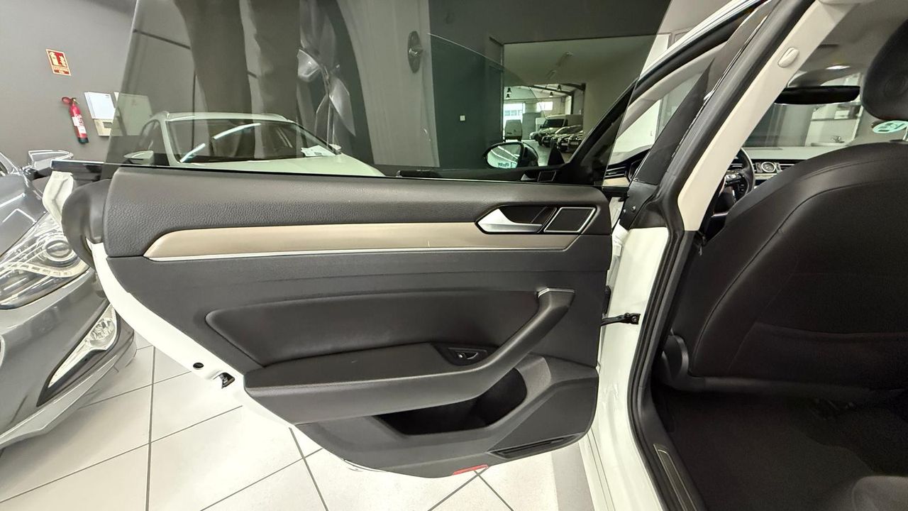 Foto Volkswagen Arteon 29