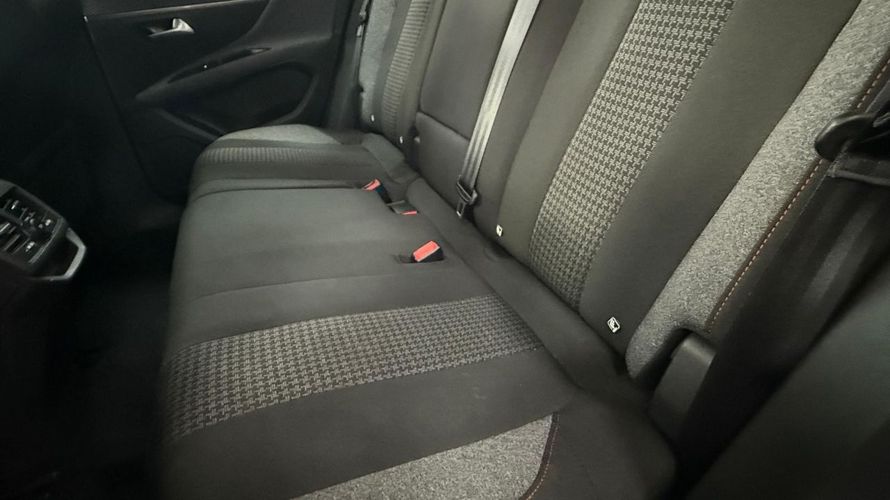 Foto Peugeot 3008 9