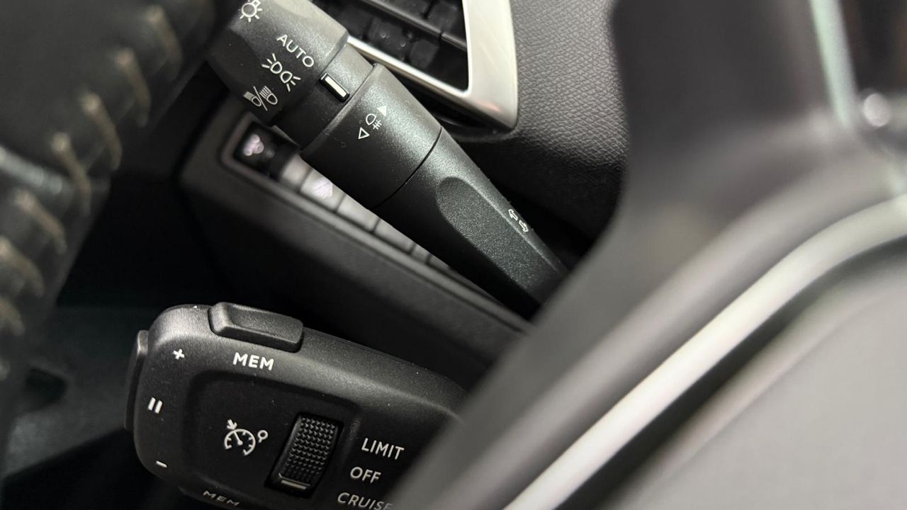 Foto Peugeot 3008 19