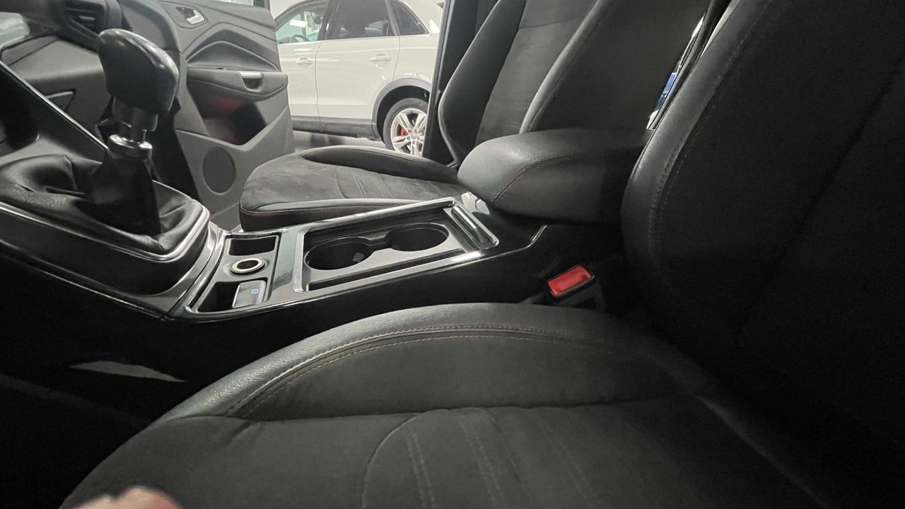 Foto Ford Kuga 26