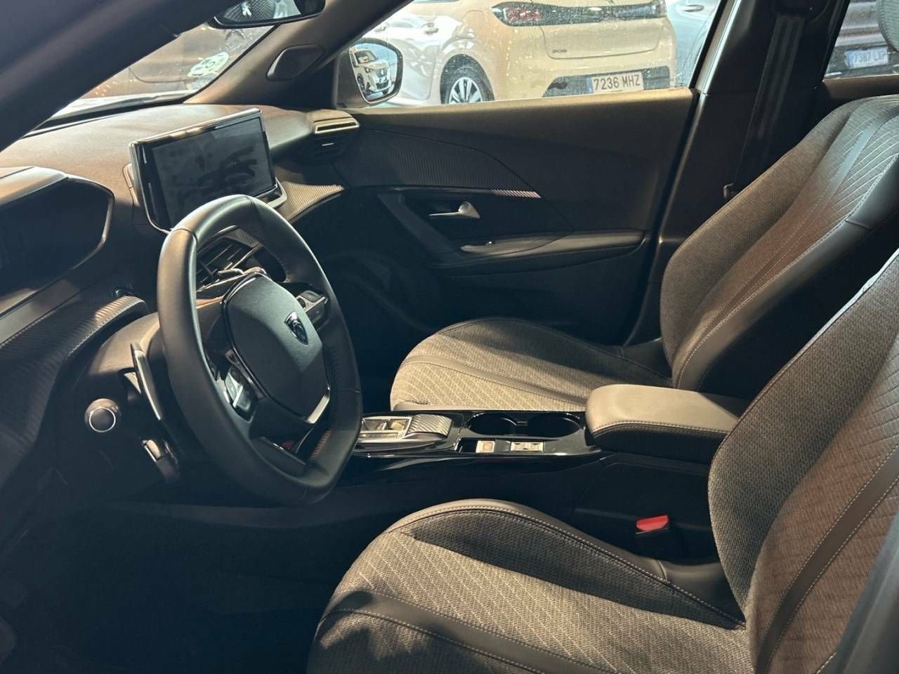 Foto Peugeot 2008 12
