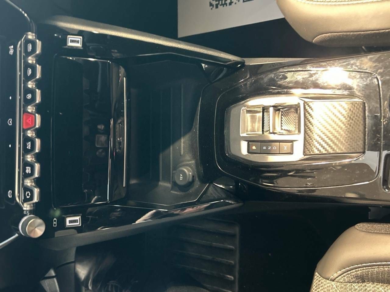 Foto Peugeot 2008 14
