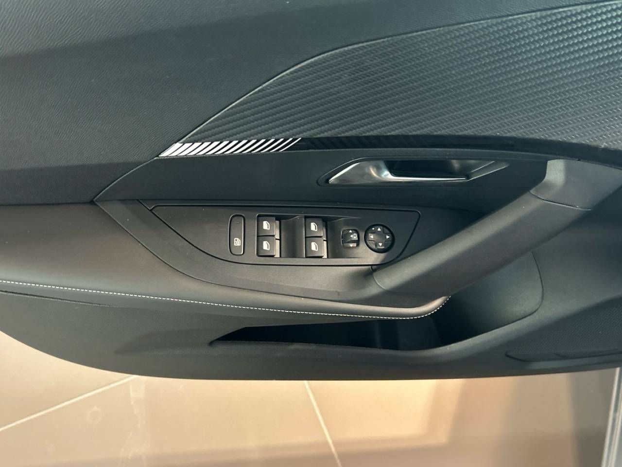 Foto Peugeot 2008 19