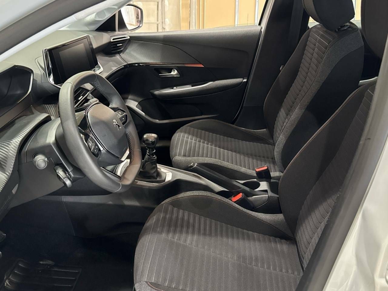 Foto Peugeot 208 22