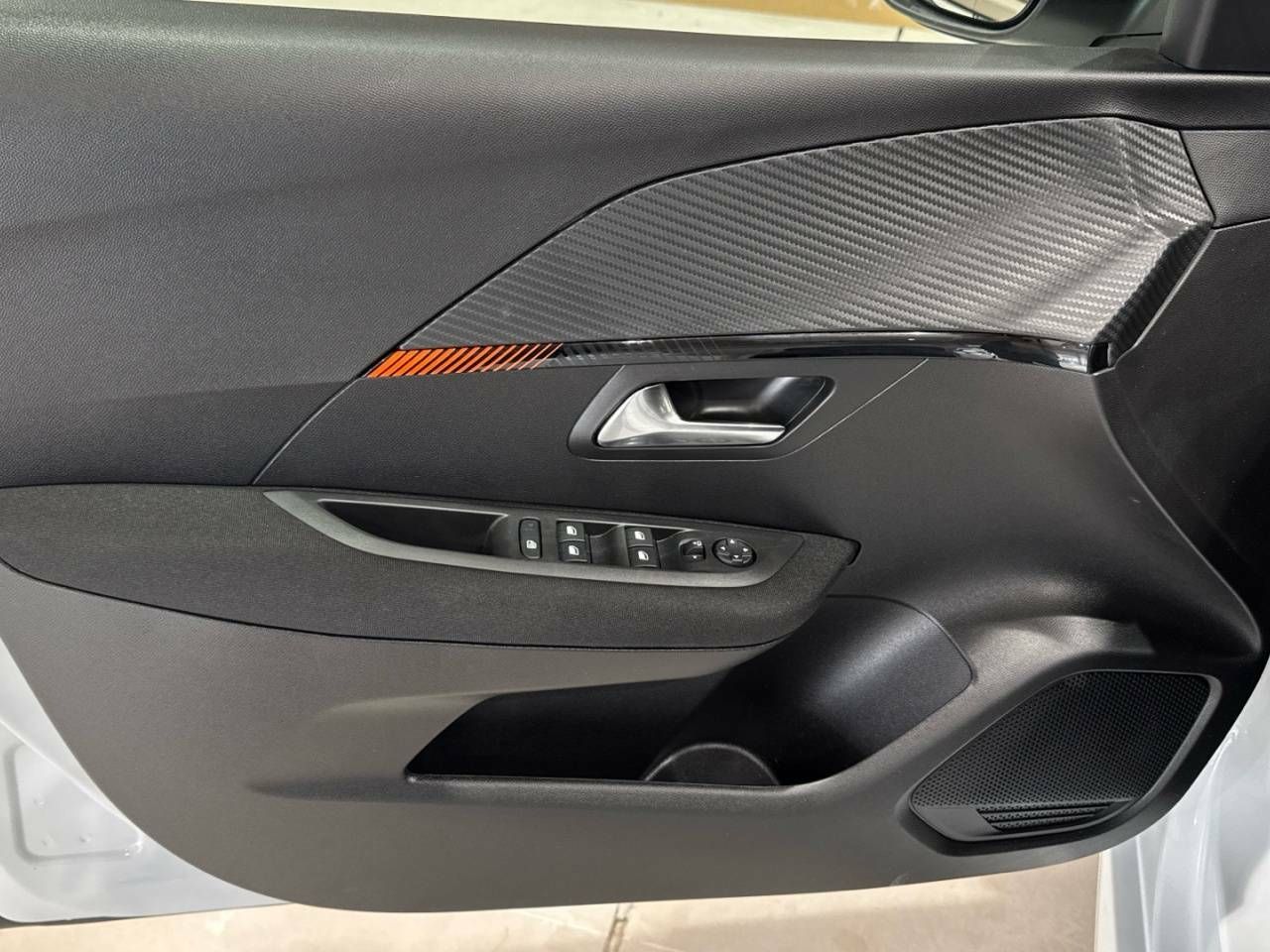 Foto Peugeot 208 28