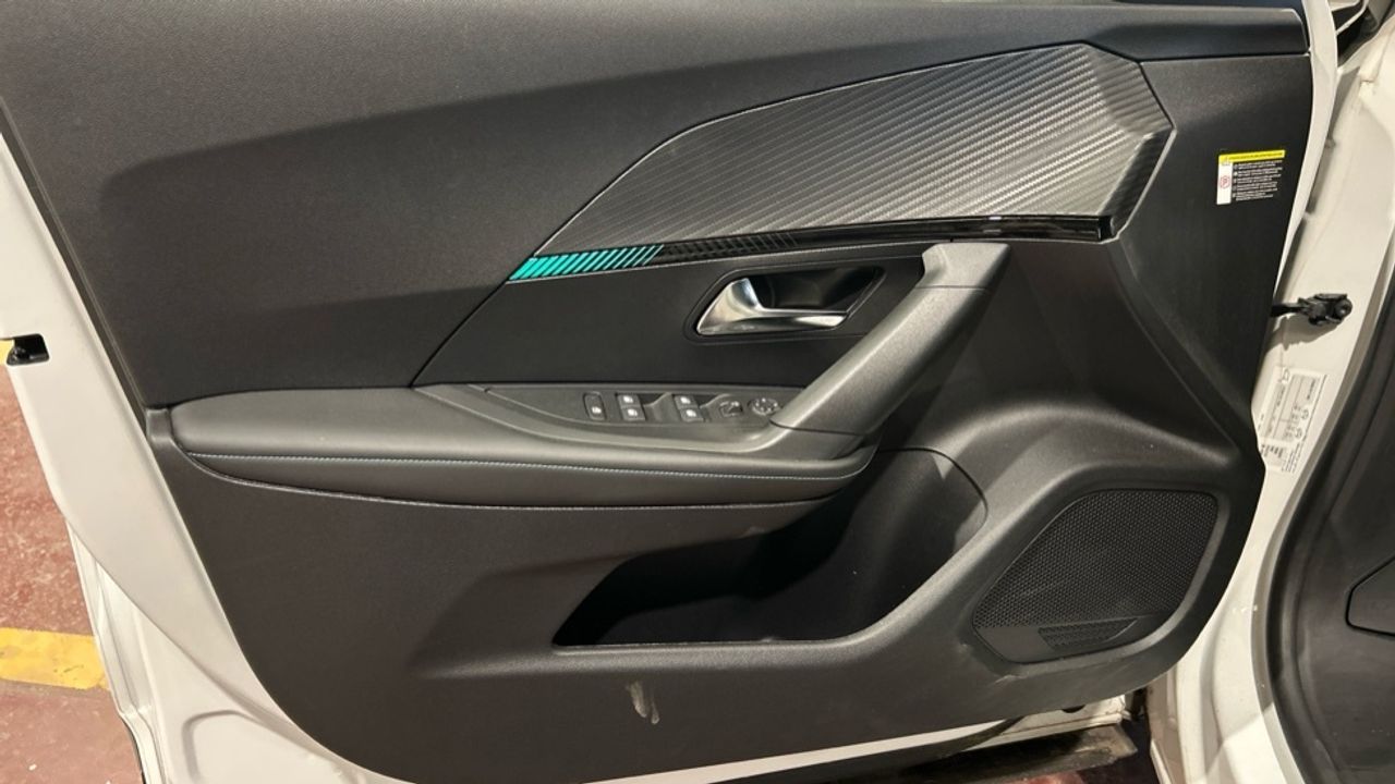 Foto Peugeot 2008 19