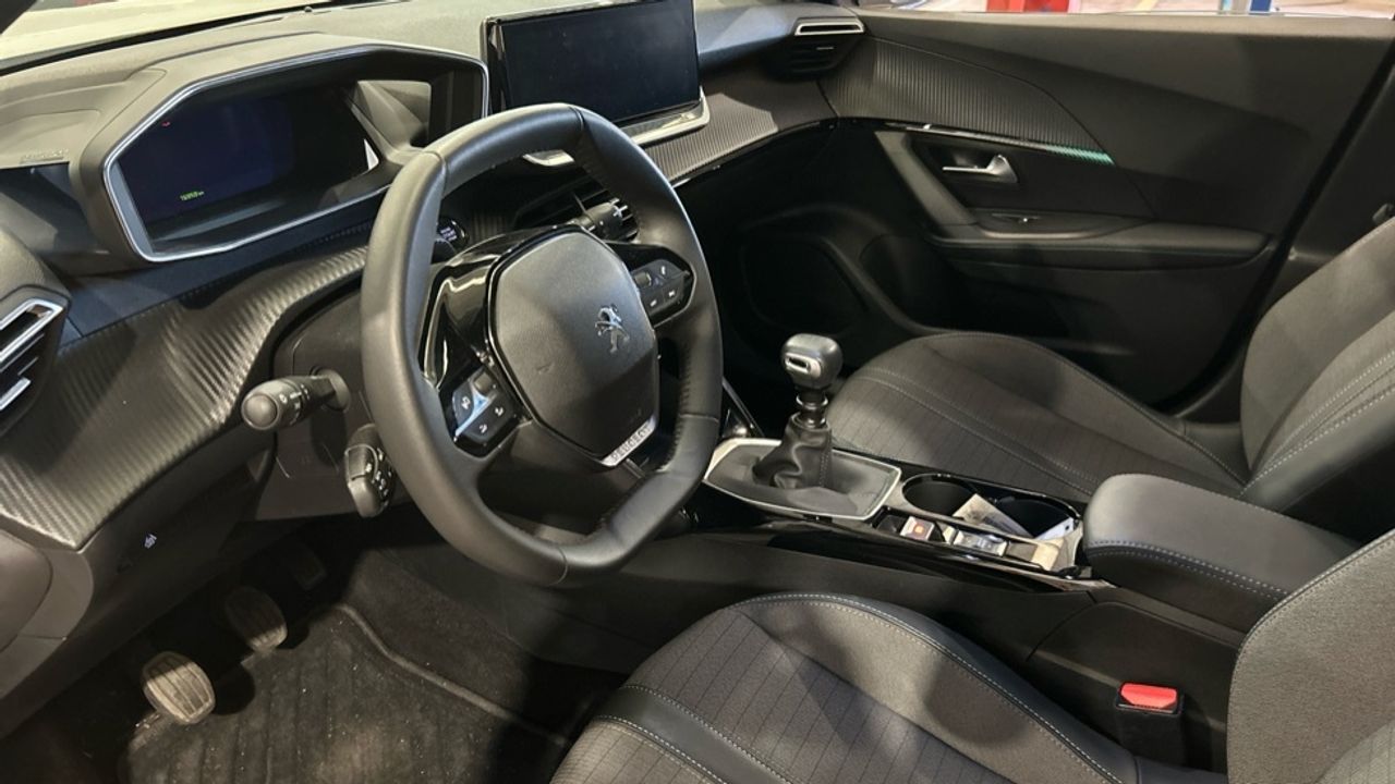Foto Peugeot 2008 21