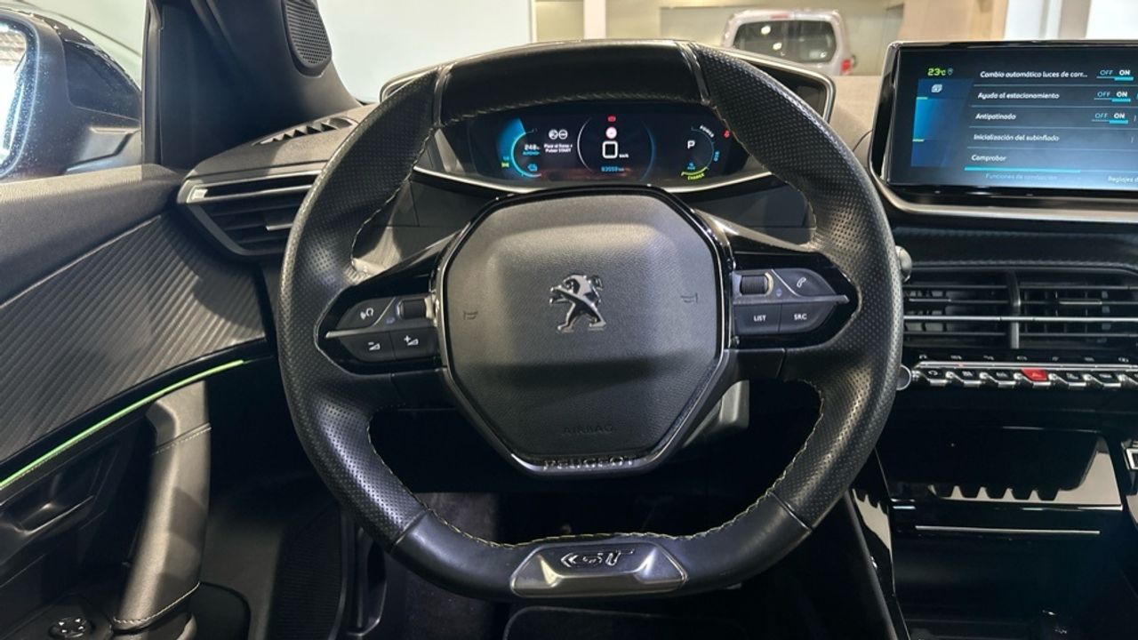 Foto Peugeot 2008 9