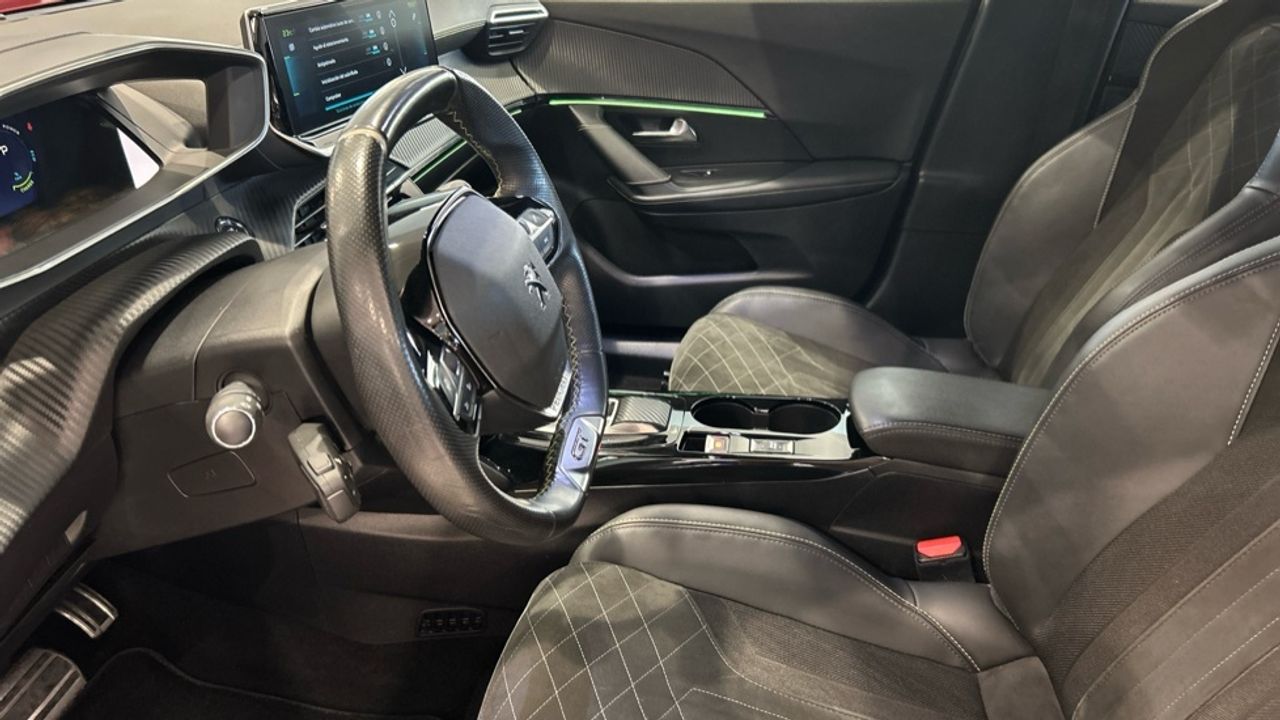 Foto Peugeot 2008 11