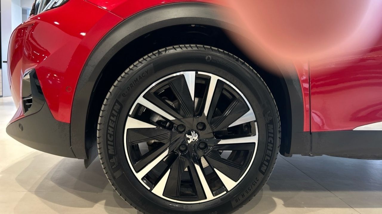 Foto Peugeot 2008 13