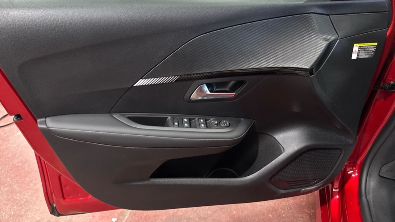 Foto Peugeot 208 19