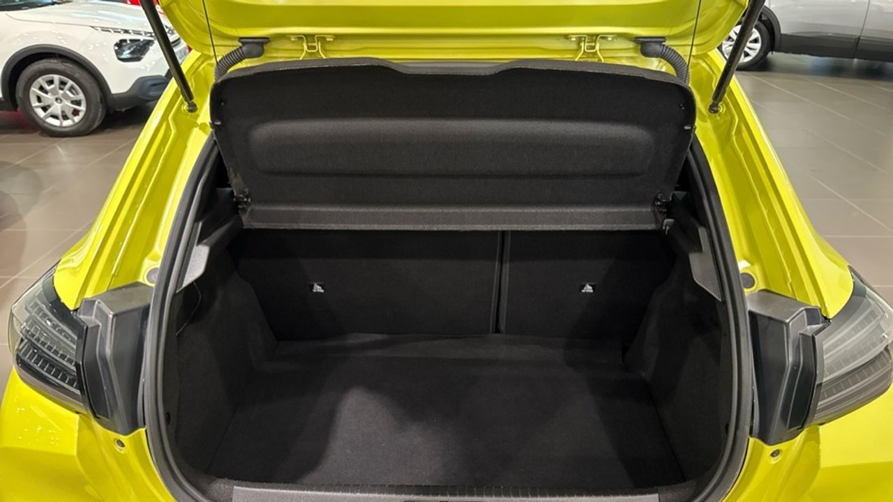 Foto Peugeot 208 6