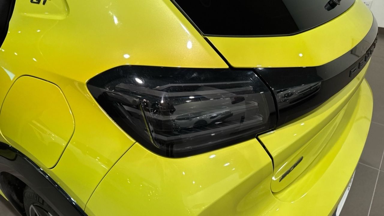 Foto Peugeot 208 17