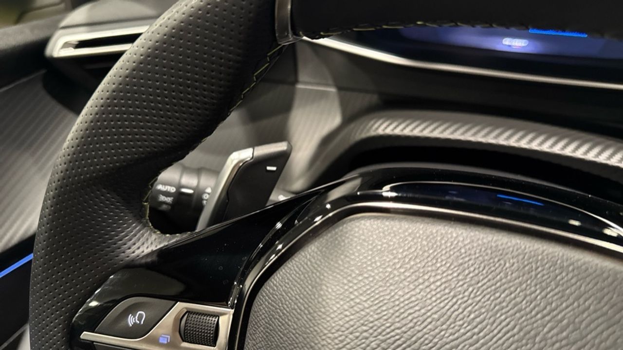 Foto Peugeot 208 36
