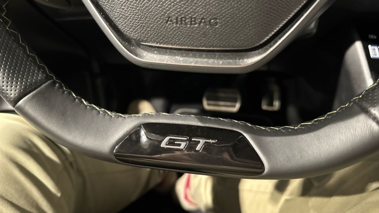 Foto Peugeot 208 37