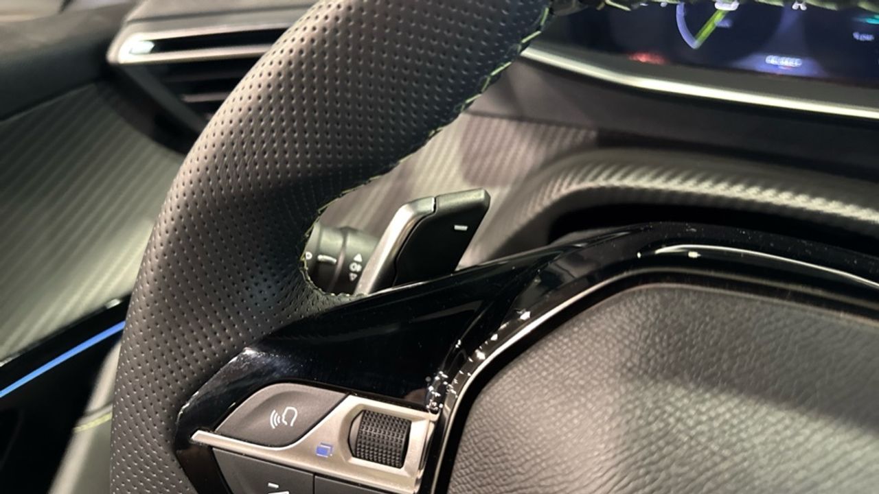 Foto Peugeot 208 30