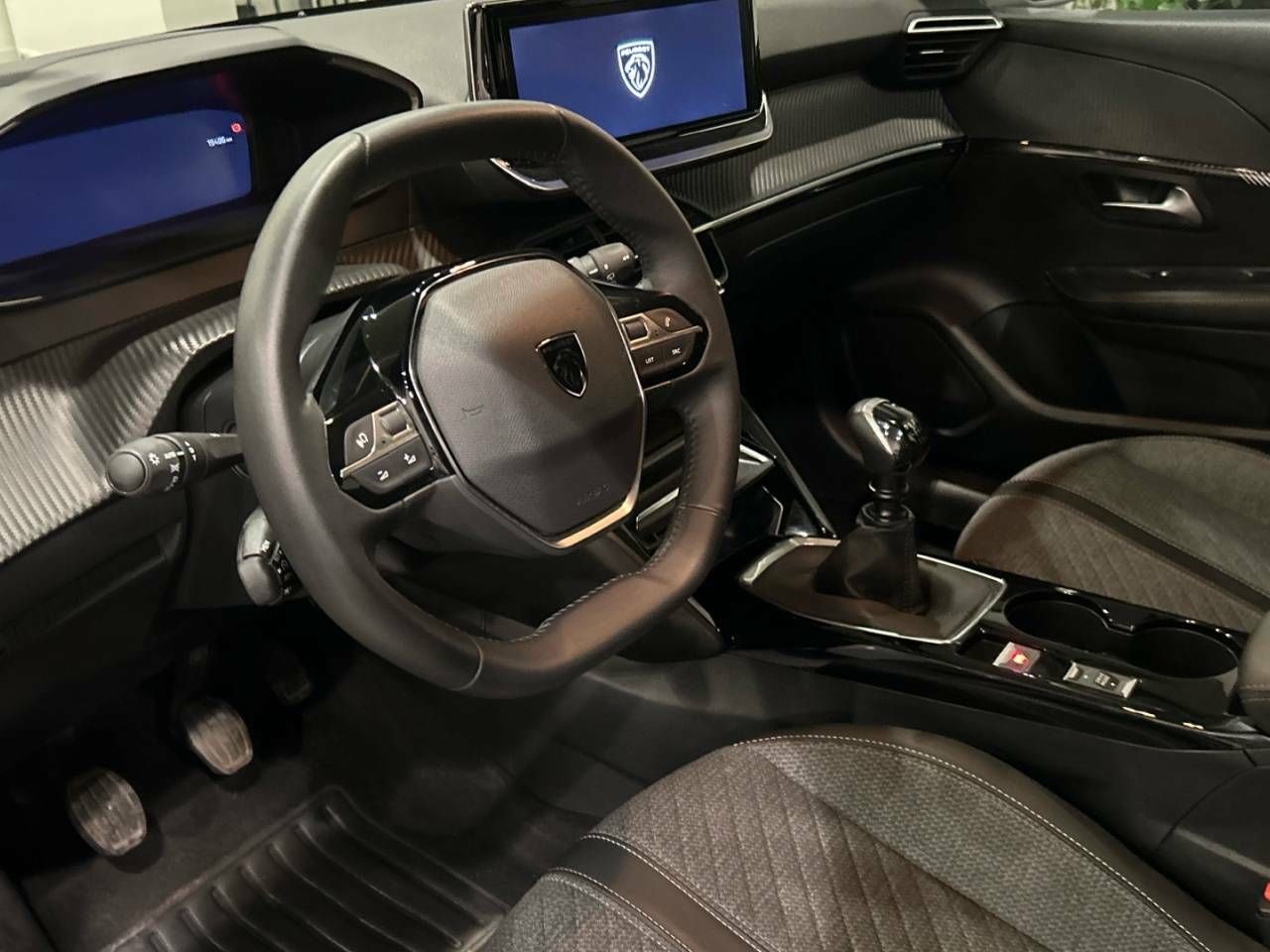 Foto Peugeot 208 9