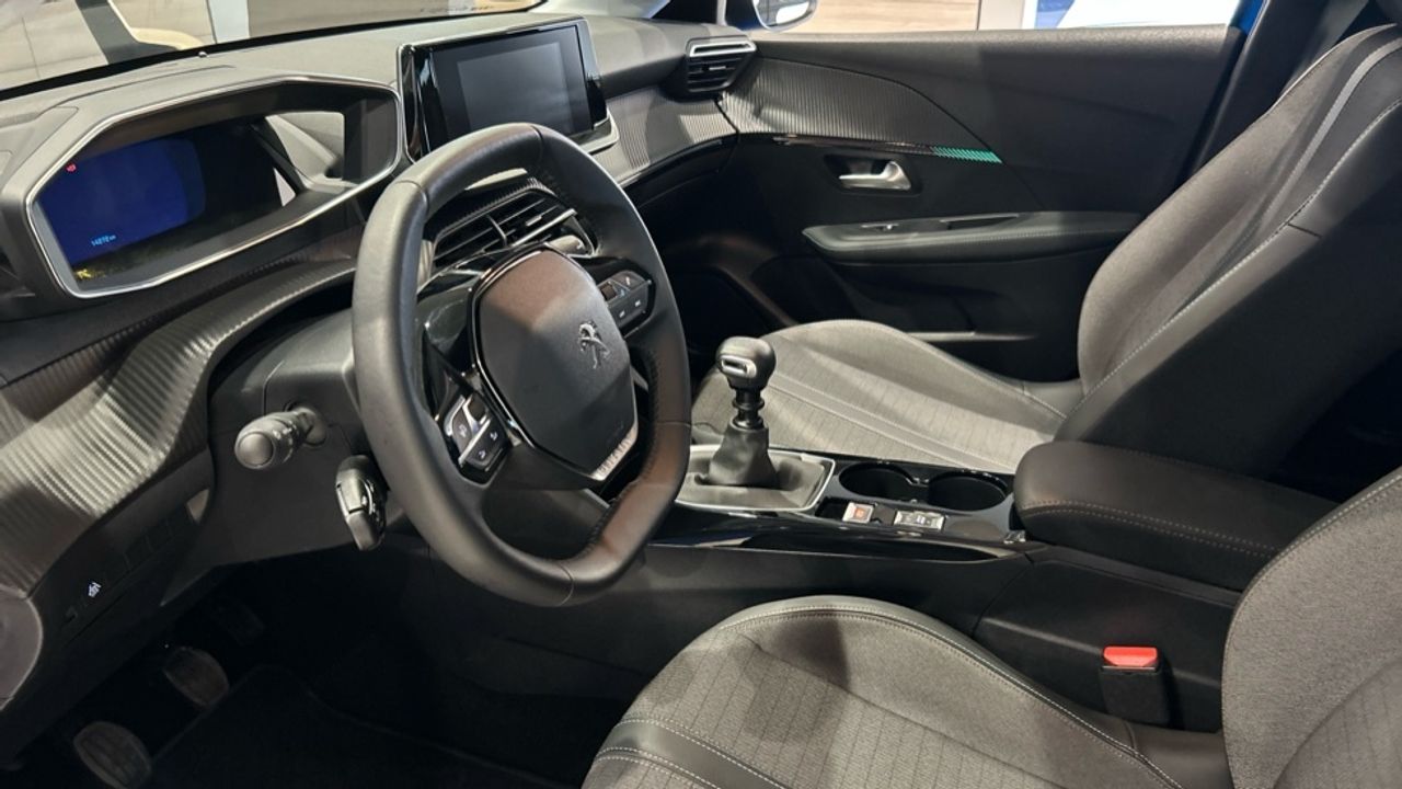 Foto Peugeot 208 11
